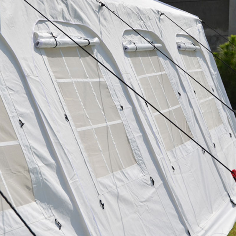 Tente Huggy ignifuge polyvalente standard de l'UNICEF de 42 m²