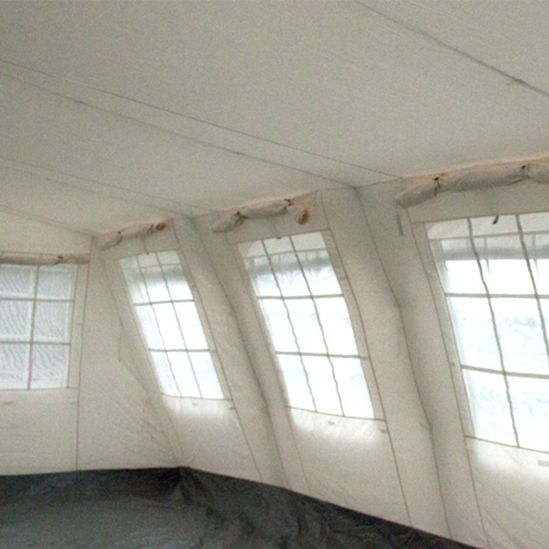 Tente Huggy ignifuge polyvalente standard de l'UNICEF de 42 m²